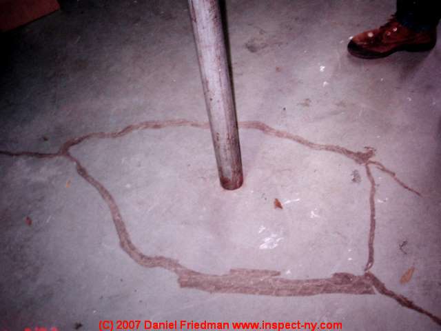 Settlement cracks