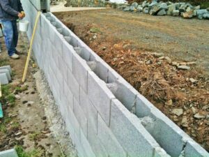 Retaining wall design and its types used on construction