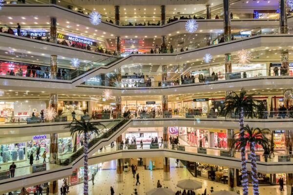 Lulu Group plans to develop a dozen shopping malls in India