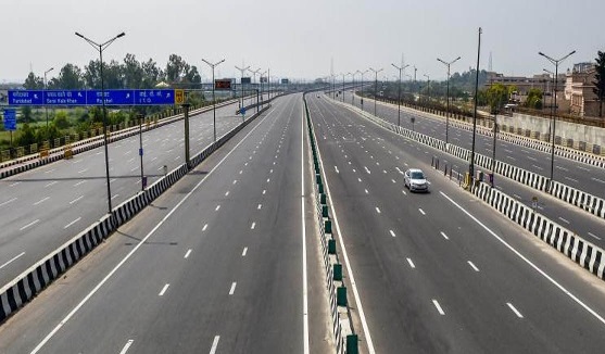 Yamuna expressway set to be widened to 8 lanes