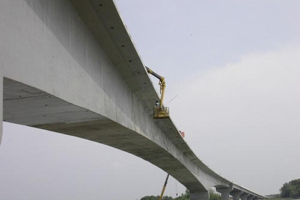 Anti-carbonation coatings