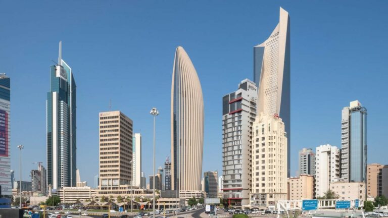 Iconic supertall skyscraper in Kuwait - National Bank of Kuwait
