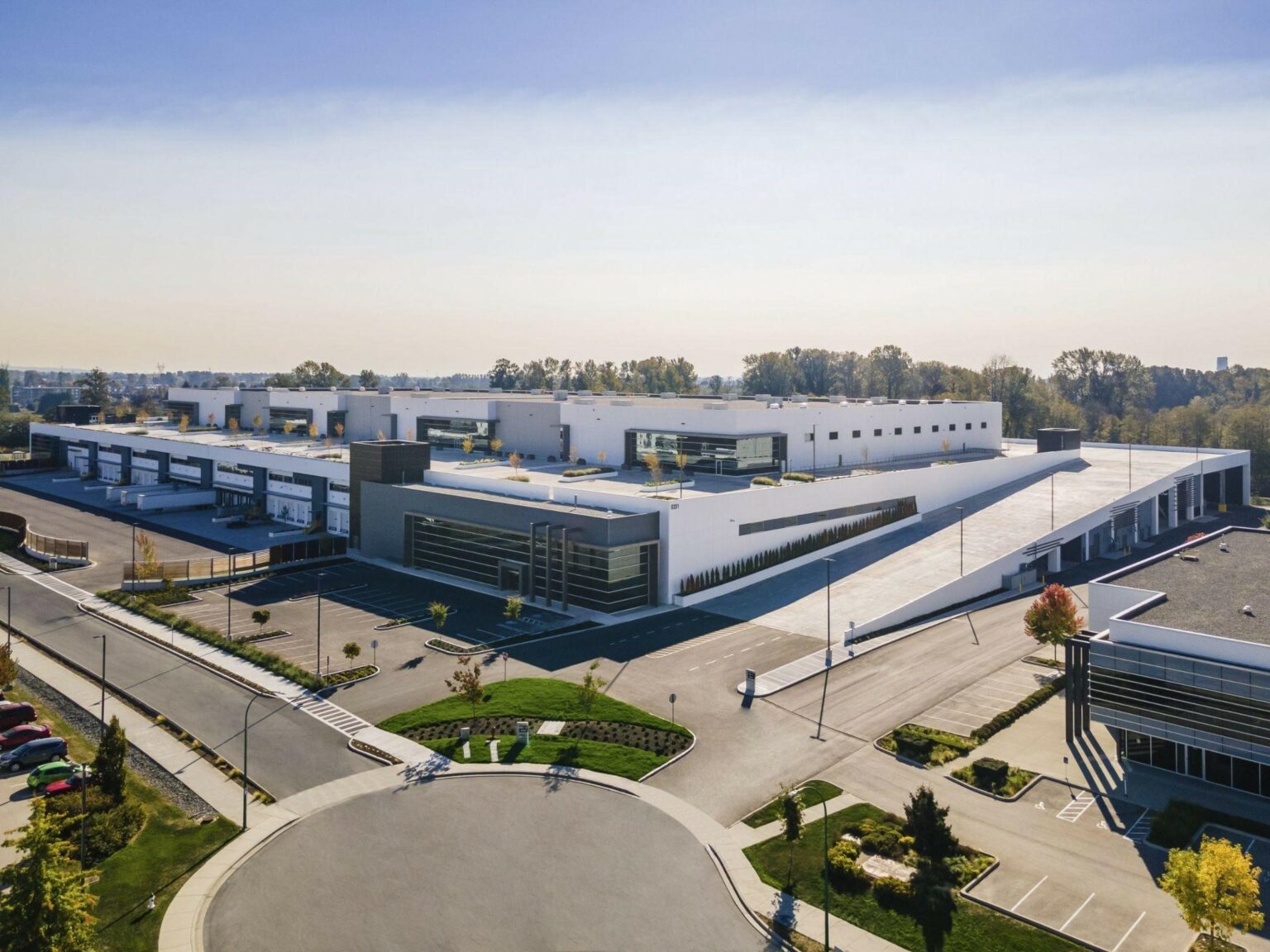 Canadian Multi Layout Canada’s first multi-storey distribution center construction completed