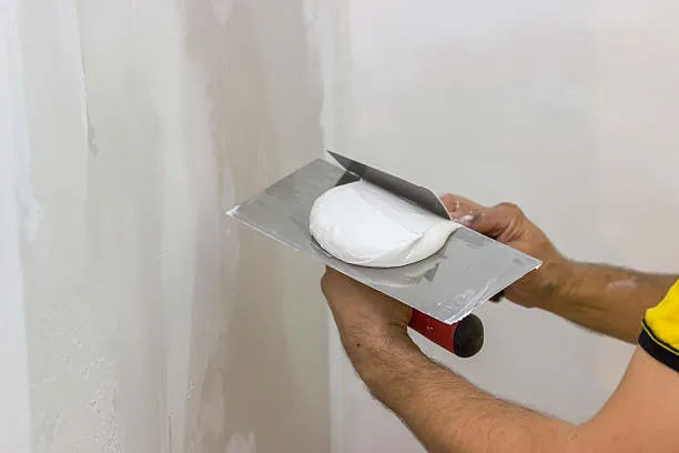 Choosing the Right Wall Putty and Applying It Correctly