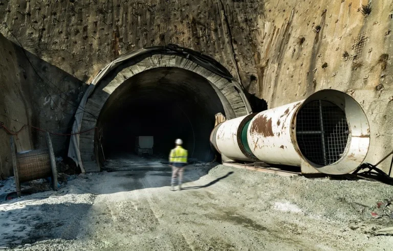 Different types of utility tunneling construction methods 
