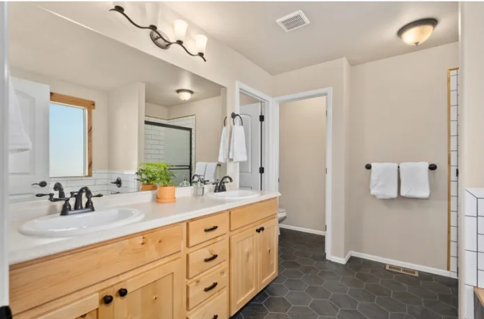 tucson bathroom remodel