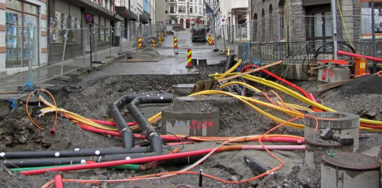 Underground Utility Construction Methods and Equipments