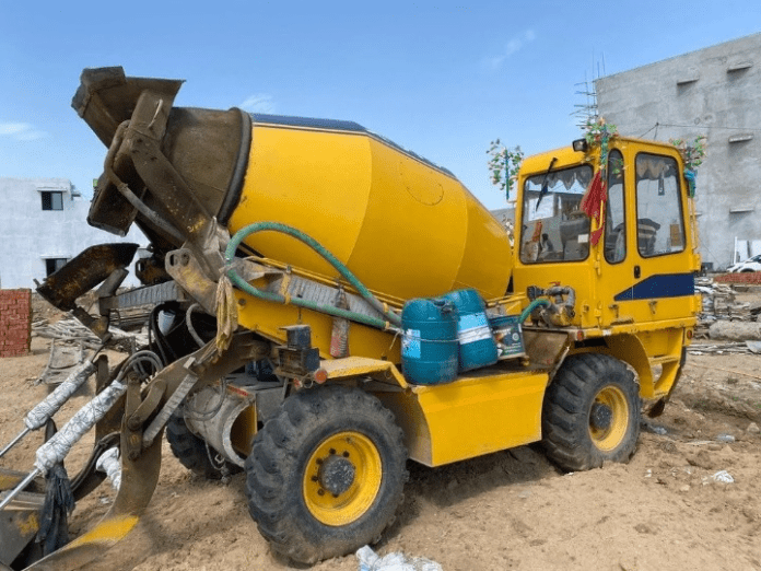 Self-Loading Concrete Mixer