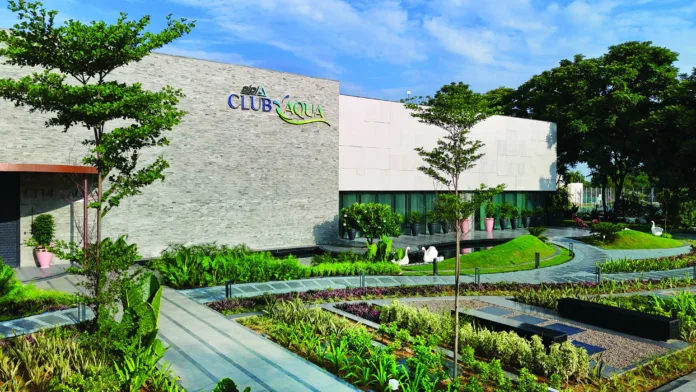 Club Aqua Facade- priority-2