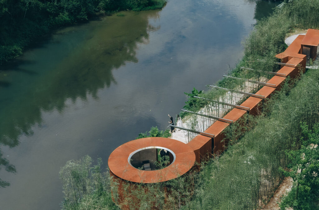 Floral Wander Loop Connects Heritage and Landscape in Huizhou