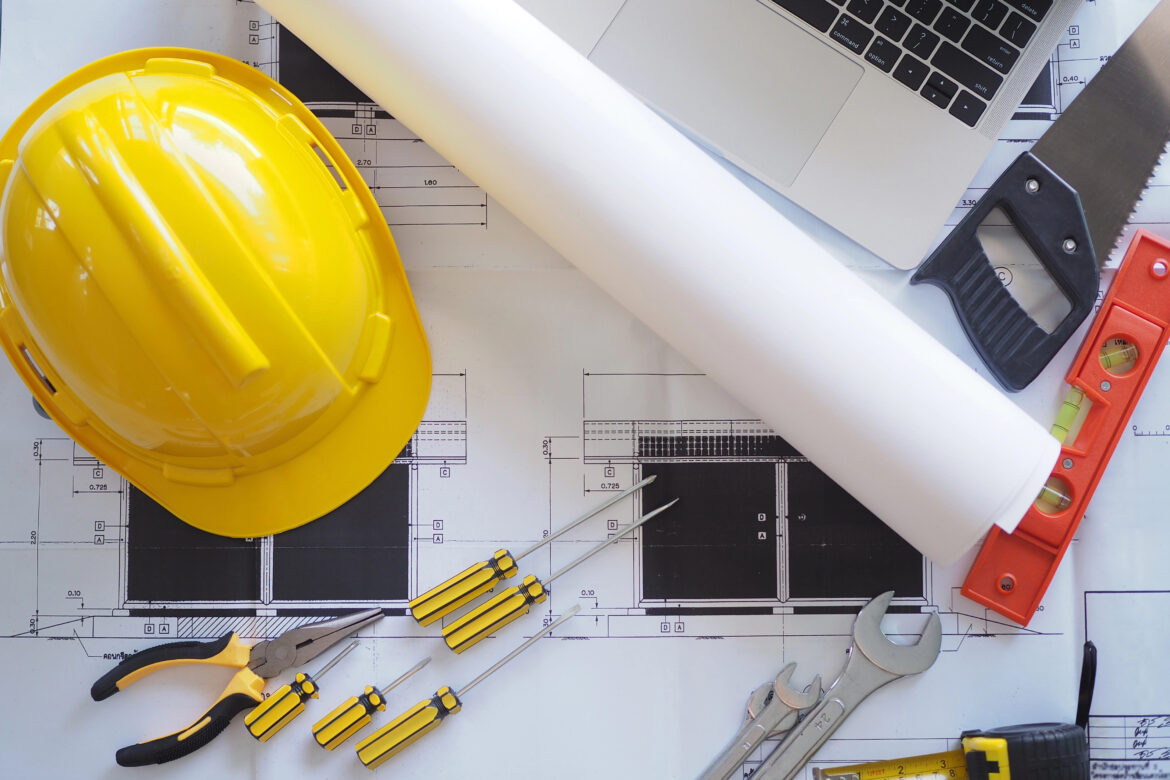 What Smart Owners Know Before Hiring a General Contractor