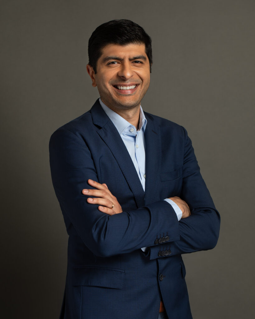 Robin Chhabra- Founder and CEO of Dextrus.