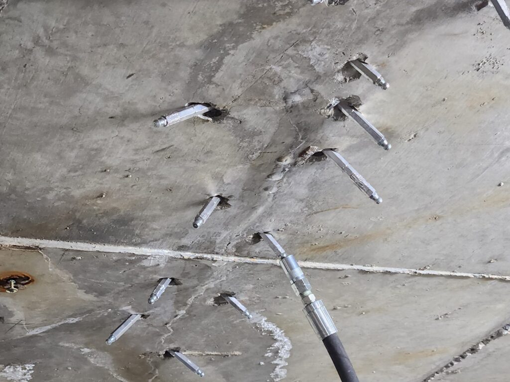 Crack Injection Methods in RCC