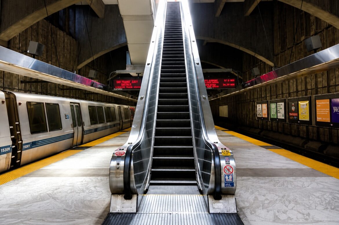 Metro Escalator