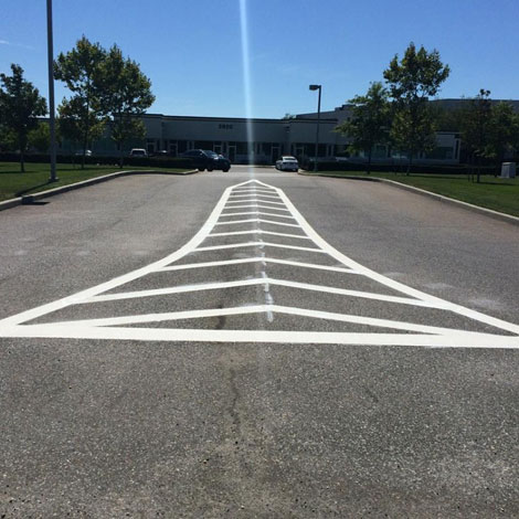 Common Striping Mistakes That Confuse Drivers